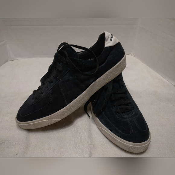 BURBERRY suede Snicker # 8 - Picture 2 of 12